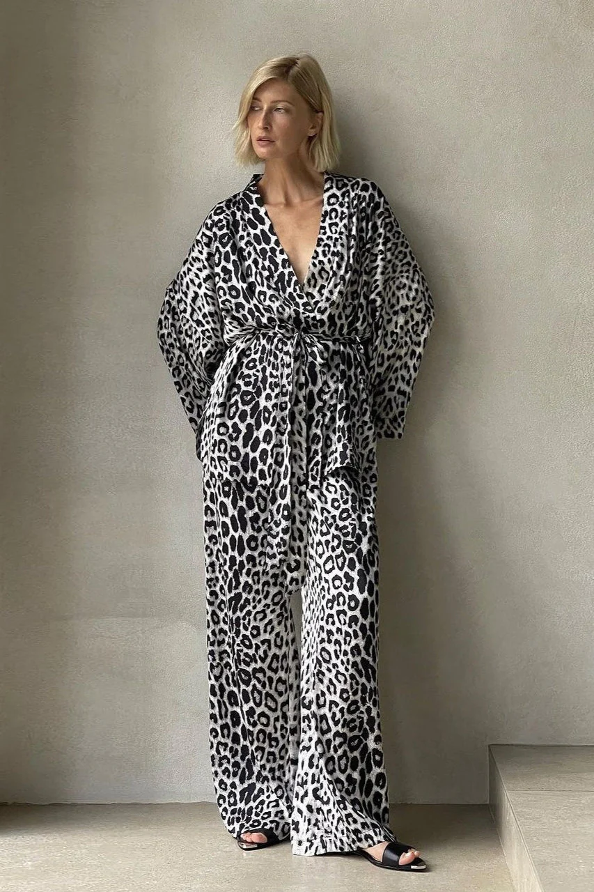 Chic Printed Long-Sleeve Shirt Belted Wide-Leg Pants Two Piece Set - Image 3