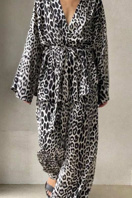 Chic Printed Long-Sleeve Shirt Belted Wide-Leg Pants Two Piece Set - Image 4