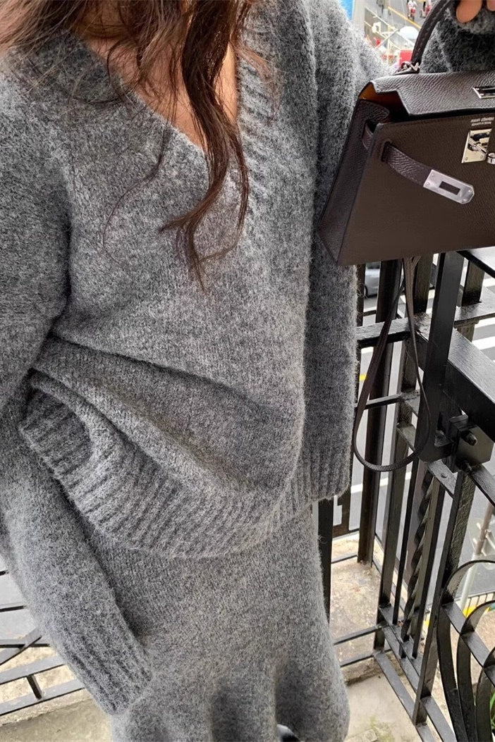 Lazy V-neck Knit Sweater Mermaid Skirt Two Piece Set - Image 7