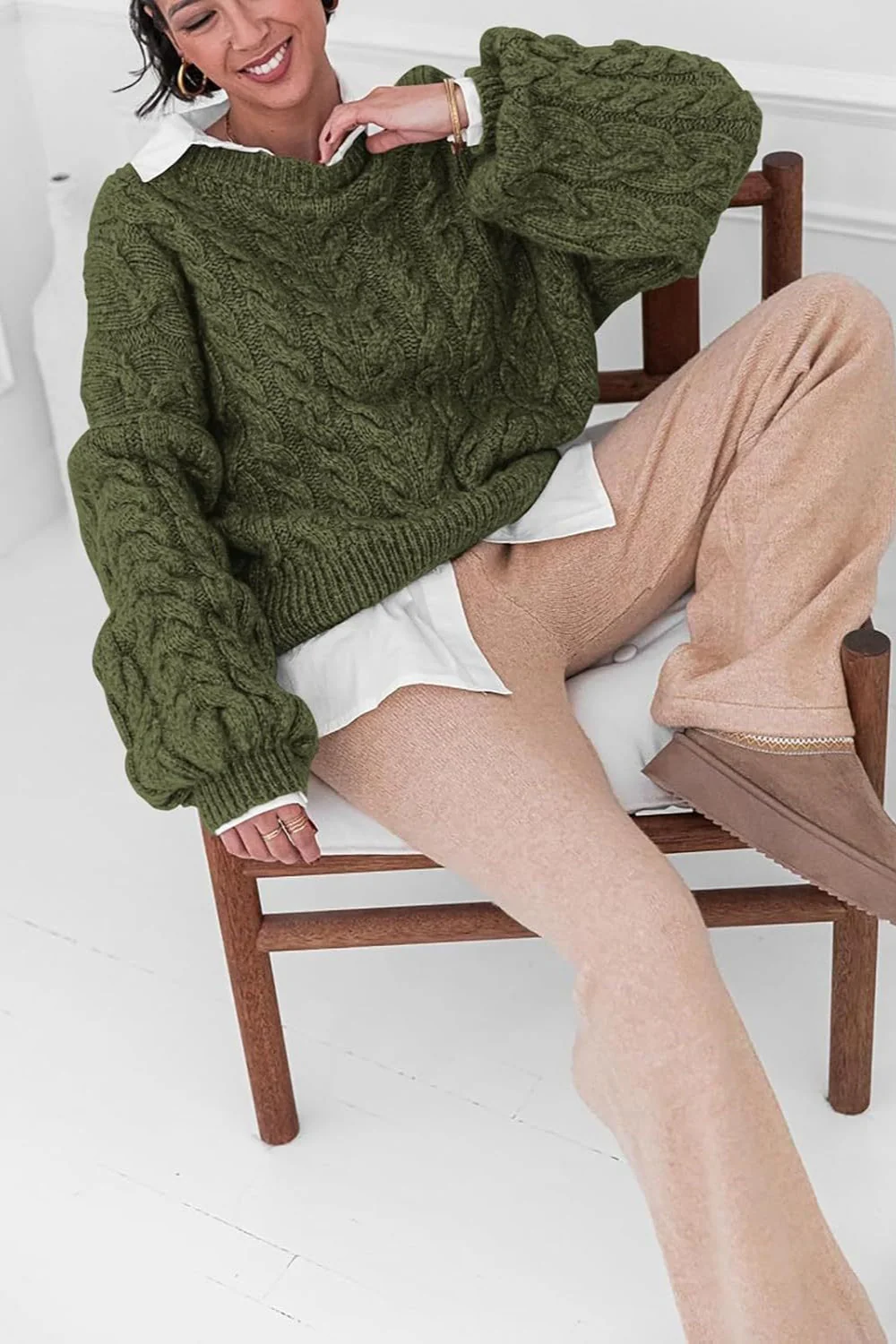 Vintage Chunky Knit Cable Sweater - Image 16